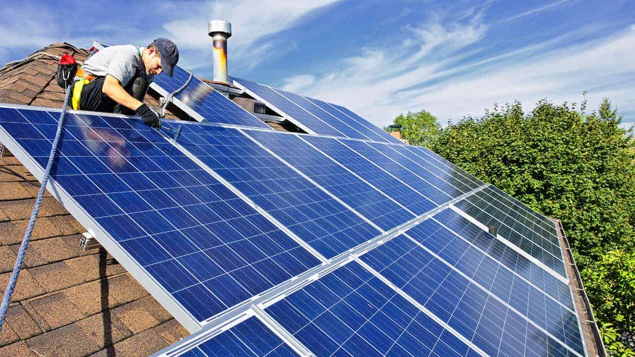 Top 5 Reasons Solar Companies Should Partner With Diversified Energy